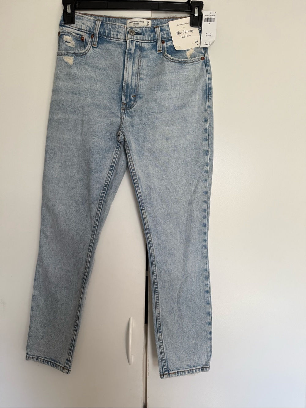 Abercrombie & Fitch Skinny High-Rise Jeans in Light Blue Wash